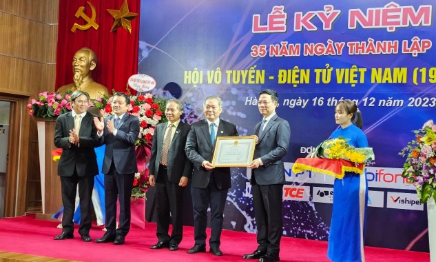 35th anniversary establishment The radio and electronic association of Vietnam - REV (1988-2023) 35th anniversary establishment The radio and electronic association of Vietnam - REV (1988-2023)
