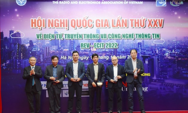VNPT - the diamond sponsor of the REV-ECIT 2022 conference VNPT - the diamond sponsor of the REV-ECIT 2022 conference
